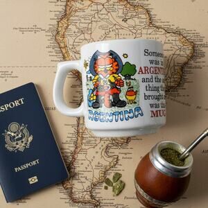 Vintage 80s Garfield Argentina Mug - 'Someone was in Argentina...' Souvenir Gift